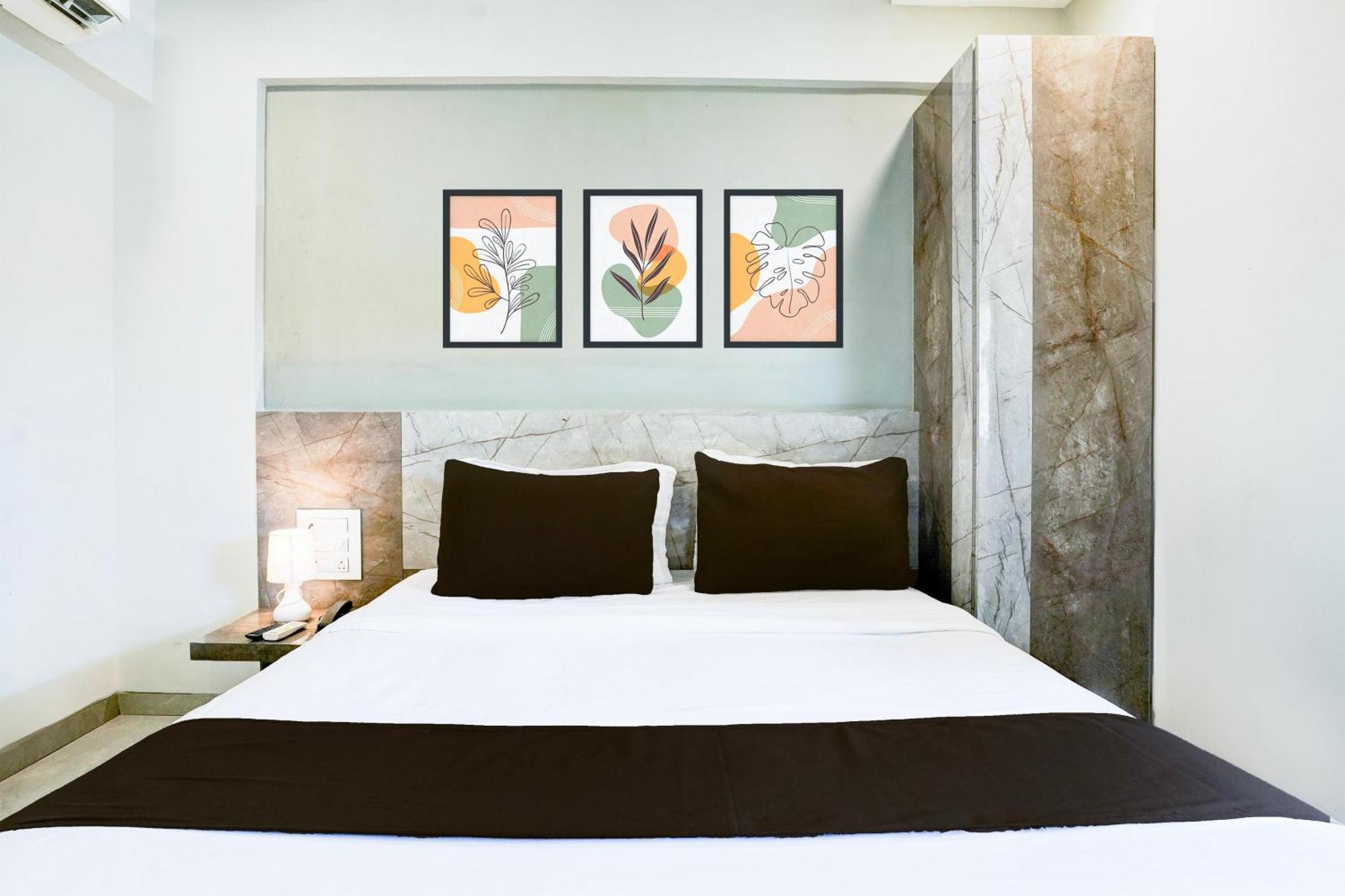Super Townhouse Oak Vashi Hotel Turambhe Ngoại thất bức ảnh